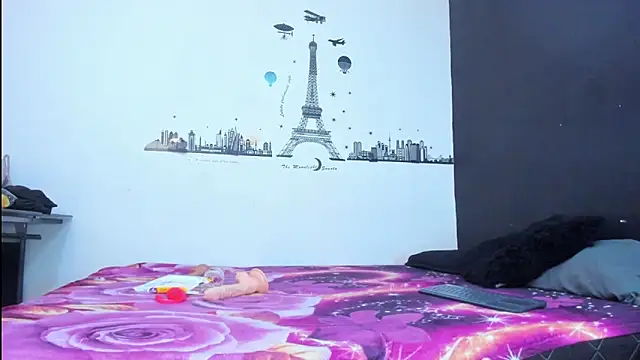 isabella brown1 online show from April 7, 11:40 pm