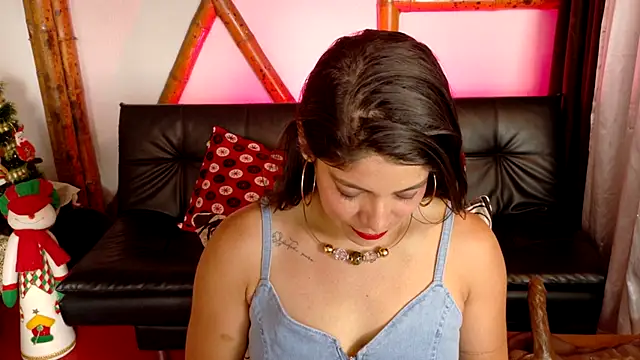 sofiia diaz0805 online show from December 14, 2:34 pm