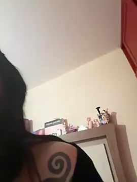 LaGueraDelMar online show from October 26, 11:05 am