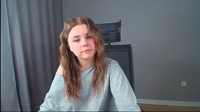 LeksaLove online show from March 25, 8:45 pm