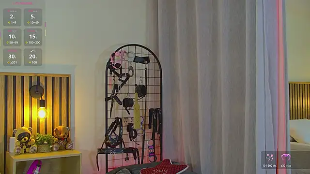 emma morales  online show from March 30, 1:33 pm