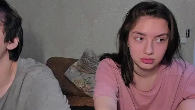 muuur fam online show from September 25, 9:01 pm