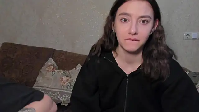 muuur fam online show from October 7, 9:30 pm