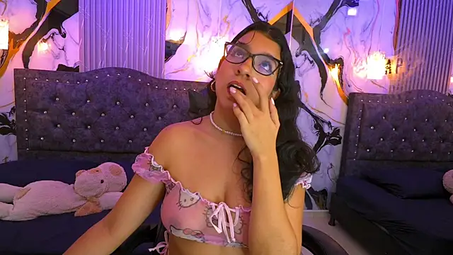 GiaCutee online show from April 10, 3:12 am