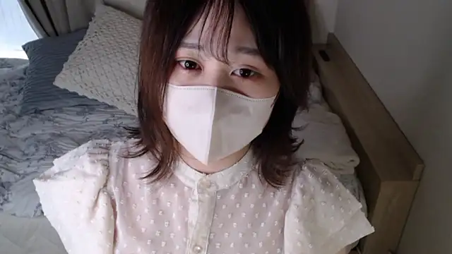 Snapshot of mi__san chatting on September 27, 2:19 am mi  san online show from September 27, 2:19 am
