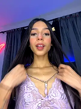 Snapshot of katy_cutie_ chatting on October 20, 3:20 am katy cutie  online show from October 20, 3:20 am