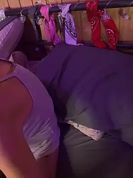 Kacinichole online show from October 10, 5:12 am