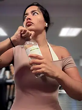 Snapshot of Risky_Workouts chatting on October 8, 6:29 am Risky Workouts online show from October 8, 6:29 am