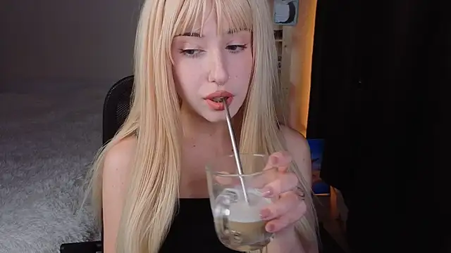 YukiMisa online show from October 4, 5:06 pm