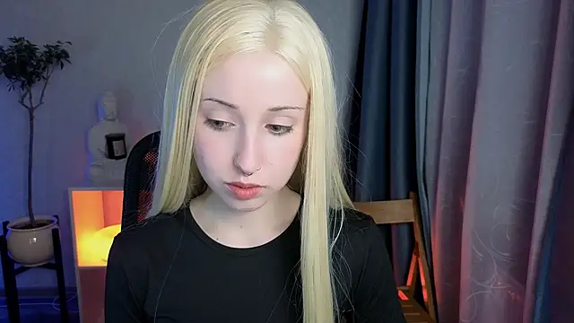 YukiMisa online show from April 15, 5:35 pm