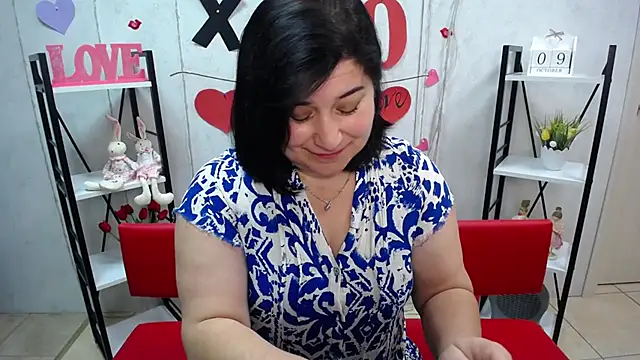 Snapshot of BridjetTur chatting on October 9, 11:36 am BridjetTur online show from October 9, 11:36 am