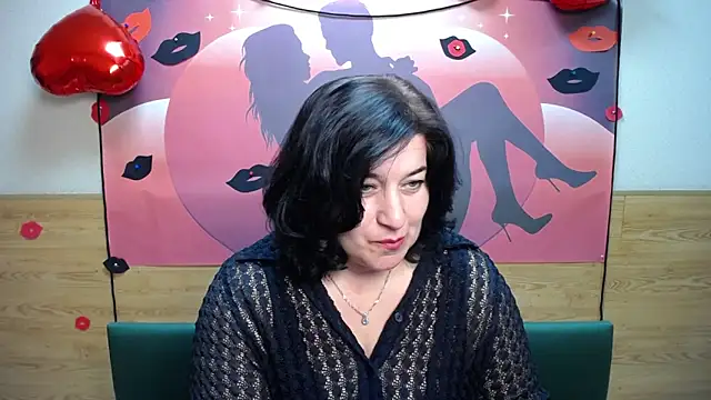 Snapshot of BridjetTur chatting on September 14, 5:27 am BridjetTur online show from September 14, 5:27 am