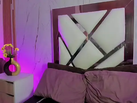 im bunny   online show from February 21, 11:55 am