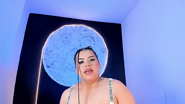 ScarletMoon1  online show from October 24, 9:11 pm