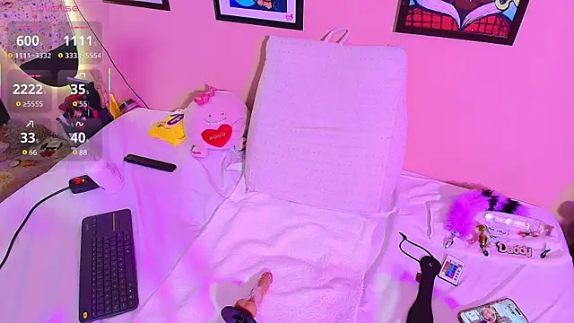 Snapshot of melissa_blazee chatting on October 2, 5:01 am melissa blazee online show from October 2, 5:01 am