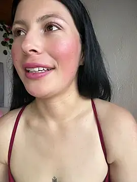 Mia salinass online show from June 5, 8:26 pm