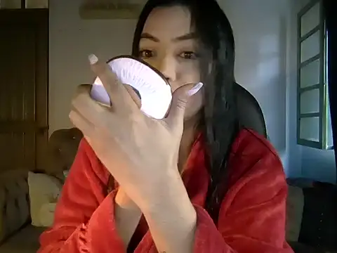 emilylope online show from November 24, 8:33 pm