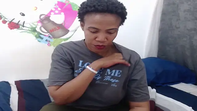 XSexySnow30XX online show from December 15, 6:13 pm