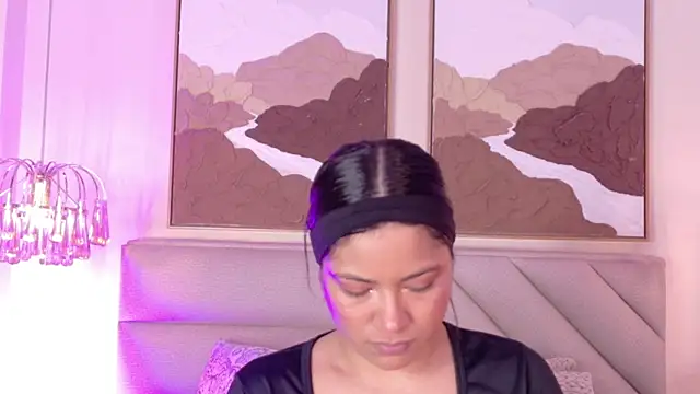 kendalFox  online show from November 16, 3:45 pm