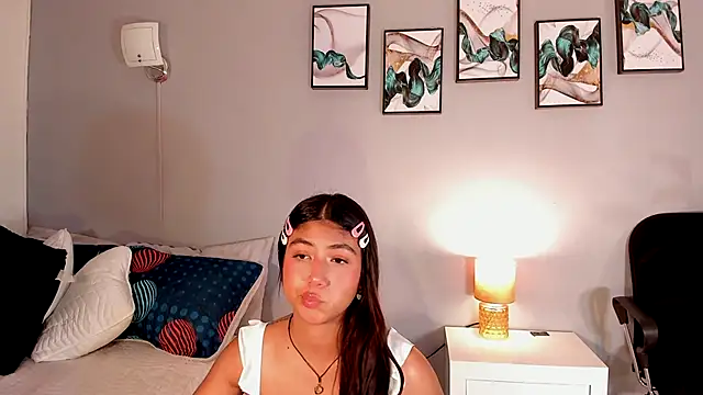 KimTayloor1 online show from October 8, 8:02 pm