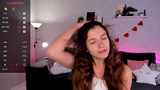 amy cute cat online show from October 6, 8:53 am