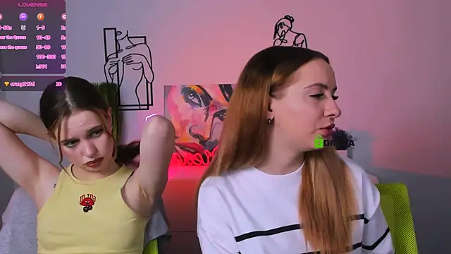 mila glow1 online show from October 17, 7:28 pm