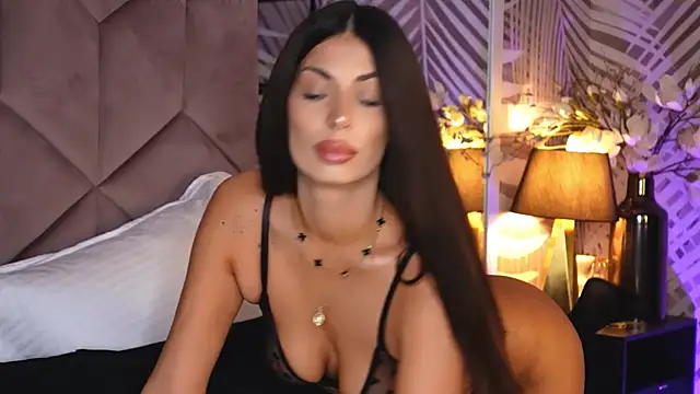 EvaRhea online show from November 24, 4:03 am