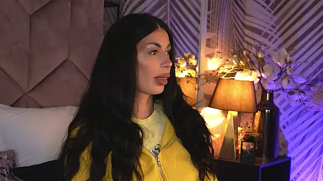 EvaRhea online show from February 9, 4:26 am