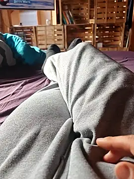 Horny mummy online show from April 18, 3:47 pm