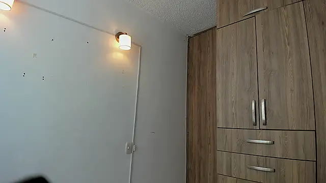 horny adiction online show from October 20, 1:47 pm