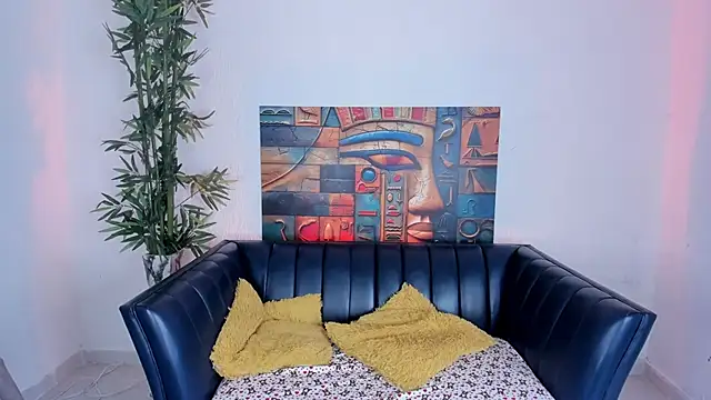 samanee konn online show from September 26, 7:55 pm