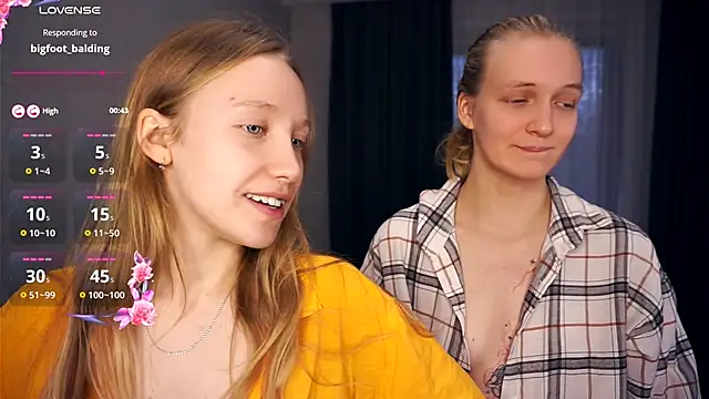 EarnestineGyllenband online show from October 27, 6:42 am