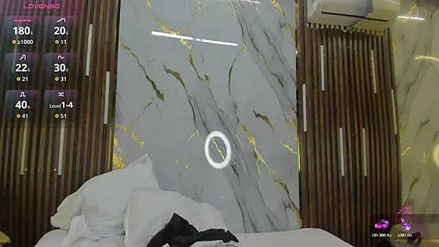 VictoriaDuart online show from April 6, 8:21 pm