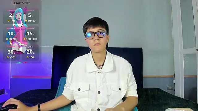 Tsuki Maru online show from November 6, 8:37 pm