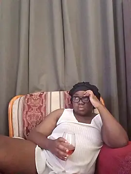 Gyminae online show from March 11, 5:48 pm