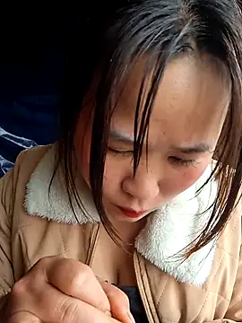 ALIENHR38 online show from February 19, 2:11 am