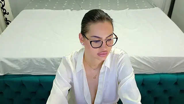 LexieRosse online show from November 12, 7:50 am