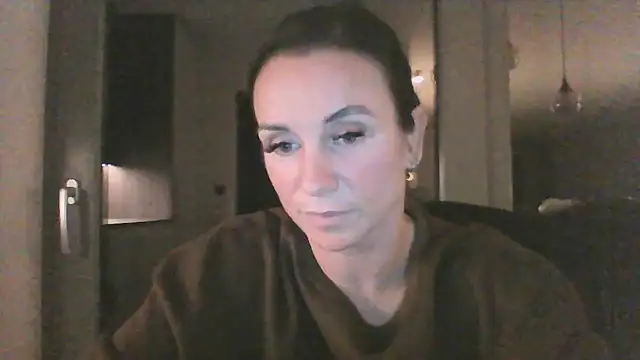 Justnani001 online show from October 7, 8:24 pm