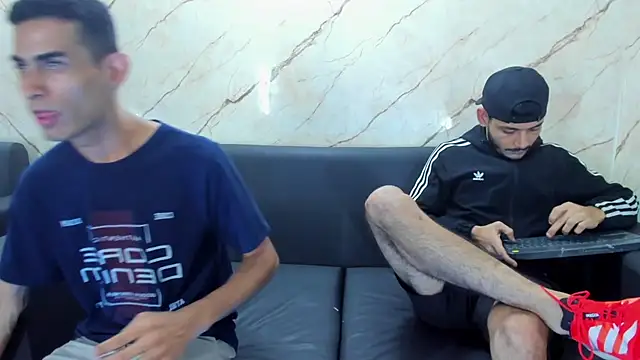 Golldens Dreamss online show from September 16, 4:42 am