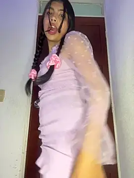 DianeSuns  online show from February 11, 4:14 am