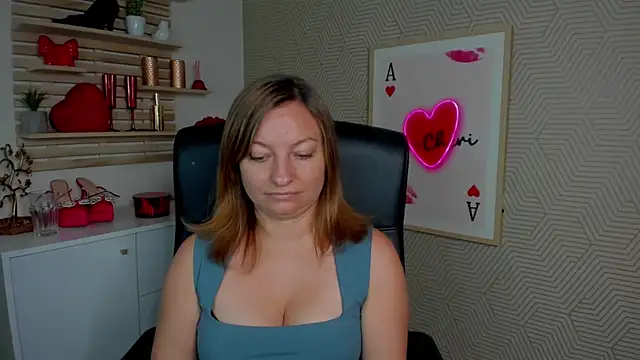 angelaSamt online show from July 9, 7:33 am