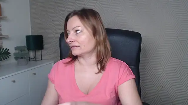 angelaSamt online show from November 26, 6:58 am