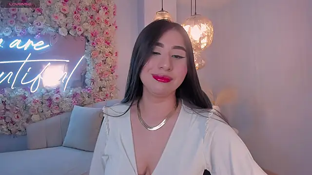 MayaMoretti  online show from October 21, 3:32 am