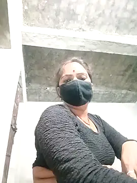 suhani sharmj online show from March 8, 7:51 pm