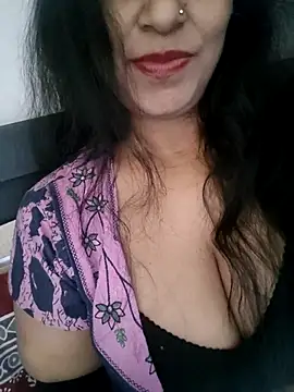 Deepa Sharma143 online show from November 14, 5:40 am