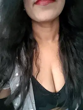 Snapshot of Deepa_Sharma143 chatting on October 3, 6:18 am Deepa Sharma143 online show from October 3, 6:18 am