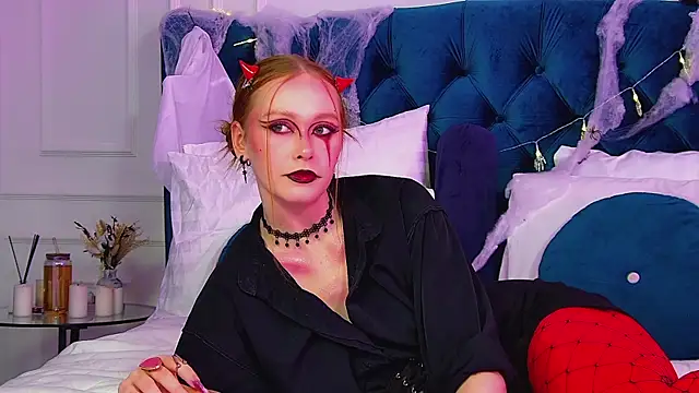 AgataFoxley online show from October 29, 6:32 pm