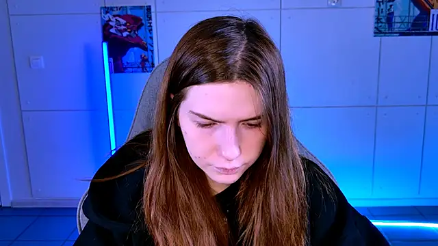 AliceCUNTach online show from October 30, 5:21 am