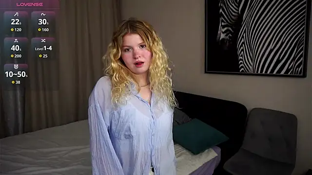 ShontaWasilko online show from September 10, 5:35 pm