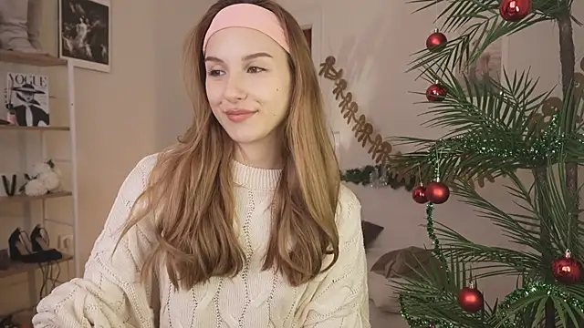 Vegas V online show from December 17, 12:20 pm